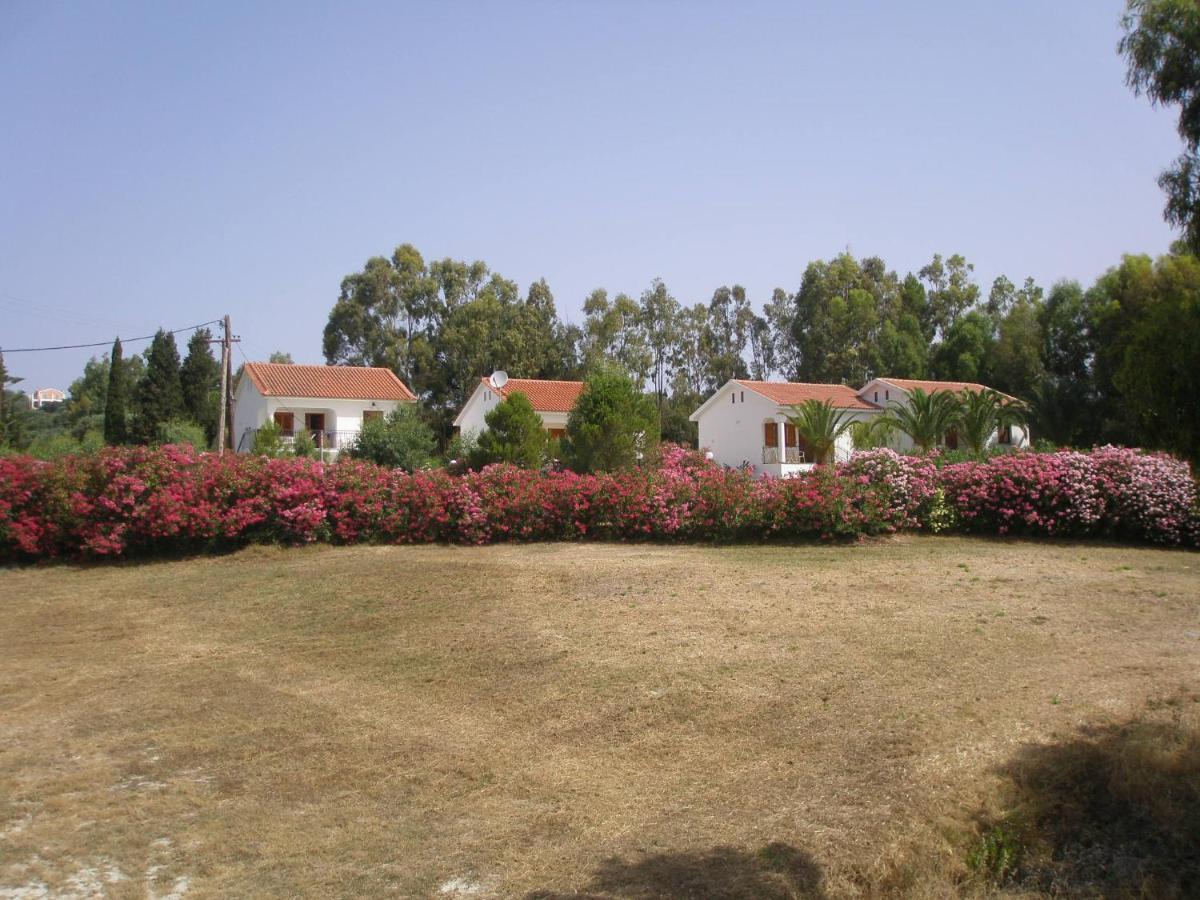 Nerissa Bungalow 2, Two Bedroom House With Sea View Spartia  Exterior photo